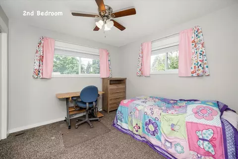 Bedroom - 11414 E 16th Ave, Spokane Valley, WA 99206 photo 3 of 5
