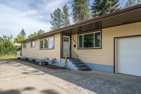 Exterior - 11414 E 16th Ave, Spokane Valley, WA 99206 photo 16 of 18