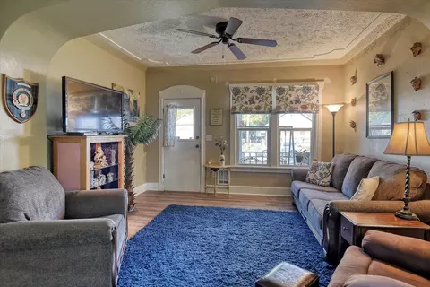 Living - 1826 E 5th Ave, Spokane, WA 99202 photo 5 of 5
