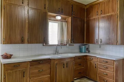 Kitchen - 1823 E 1st Ave, Spokane, WA 99202 photo 2 of 5