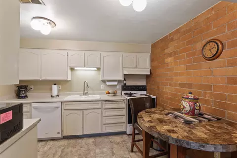 2209 E Casper Dr UNIT D, Spokane, WA 99223 photo 14