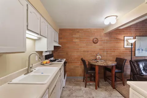 2209 E Casper Dr UNIT D, Spokane, WA 99223 photo 15