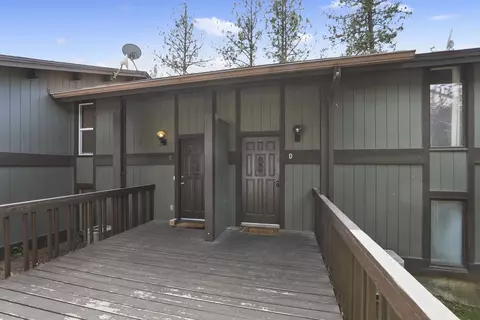 2209 E Casper Dr UNIT D, Spokane, WA 99223 photo 2