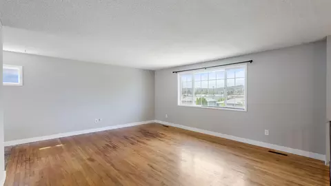 11604 E Frederick Ave, Spokane Valley, WA 99206 photo 2