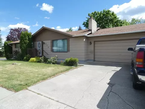 904 Gary St, Cheney, WA 99004