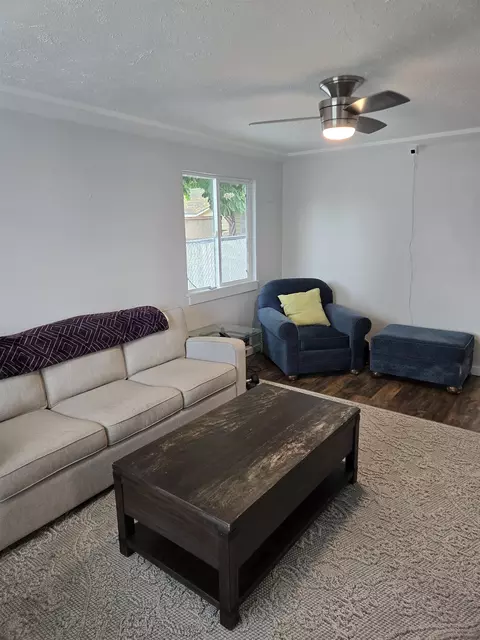 Living - 3308 E 29th Ave, Spokane, WA 99223 photo 2 of 4