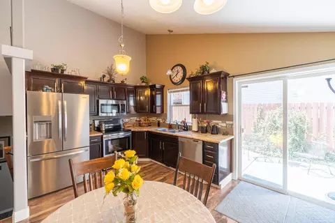 Kitchen - 4522 E 15th Ave, Spokane Valley, WA 99212 photo 1 of 3