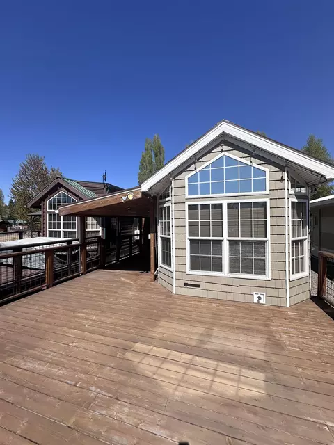 18617 W W Williams Lake Rd Apt 13 Rd UNIT 13, Cheney, WA 99004