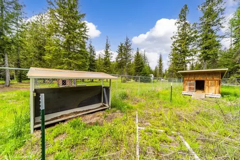 48 Hidden Loop Rd, Usk, WA 99180 photo 9