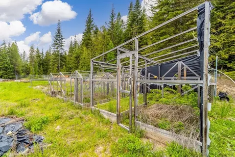 48 Hidden Loop Rd, Usk, WA 99180 photo 18