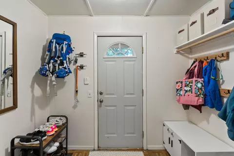 Entry Way - 1113 E Central Ave, Spokane, WA 99208 photo 2 of 2