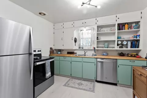 Kitchen - 1113 E Central Ave, Spokane, WA 99208 photo 1 of 1