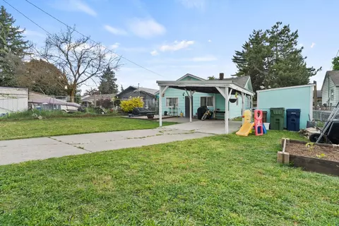 Exterior - 1113 E Central Ave, Spokane, WA 99208 photo 7 of 7