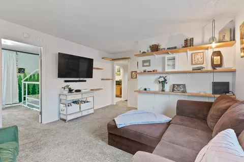 Living - 1113 E Central Ave, Spokane, WA 99208 photo 2 of 2