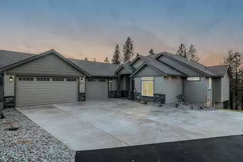 5915 S Amberstone Ct, Spokane, WA 99224