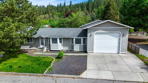 16013 E Broad Ave, Spokane Valley, WA 99216