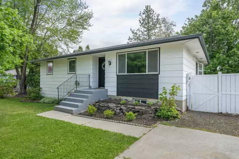 1405 Gary St, Cheney, WA 99004