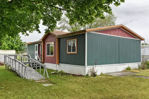 21725 E Wellesley Ave #69, Otis Orchards, WA 99027