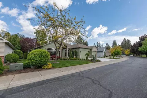 5613 S Hogan Ln, Spokane, WA 99223