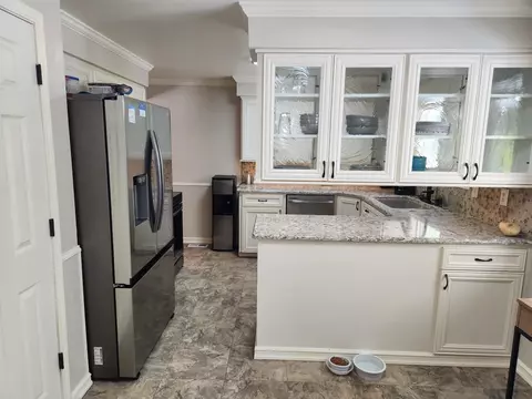 Kitchen - 904 E Pinecone Ct, Spokane, WA 99208 photo 3 of 3