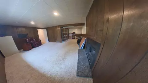Living - 904 E Pinecone Ct, Spokane, WA 99208 photo 6 of 6