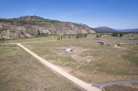 39251 Mccullough Rd, Davenport, WA 99122