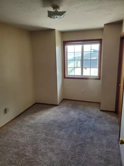 4212 E 8th Ave, Spokane, WA 99202 photo 9