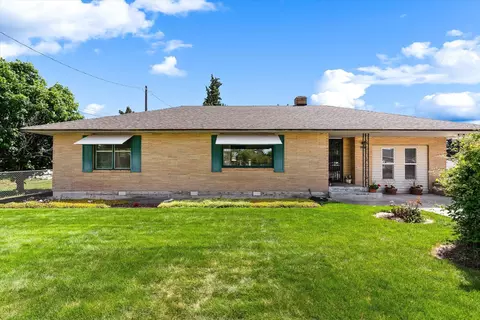 1410 N Felts Rd, Spokane, WA 99206