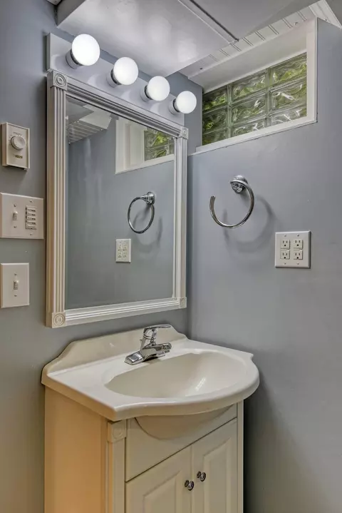 13708 E 27th Ave, Spokane Valley, WA 99027 photo 29