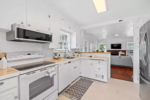 Kitchen - 35 E 29th Ave, Spokane, WA 99203 photo 1 of 5