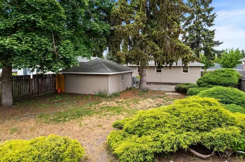 1708 E Hoffman Rd, Spokane, WA 99207 photo 20