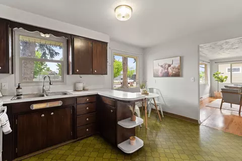 1708 E Hoffman Rd, Spokane, WA 99207 photo 11