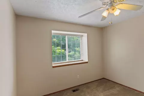 12221 E 37th Ct, Spokane Valley, WA 99206 photo 12