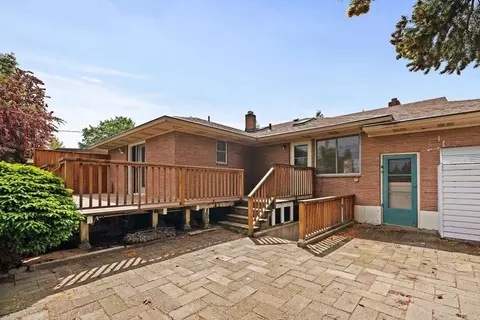 Exterior - 1911 E 40th Ave, Spokane, WA 99203 photo 7 of 10