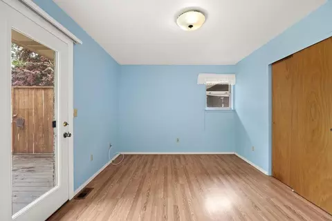 Bedroom - 1911 E 40th Ave, Spokane, WA 99203 photo 4 of 6