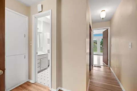 Entry Way - 1911 E 40th Ave, Spokane, WA 99203 photo 1 of 1