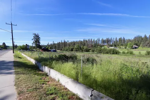 420 S First St, Rockford, WA 99030