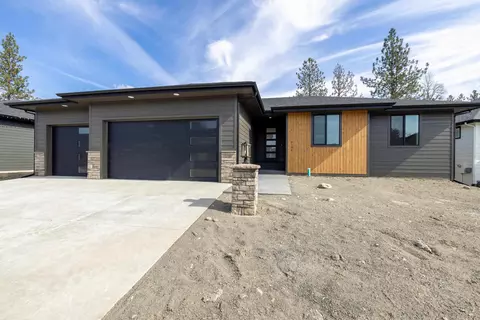 6104 N Windsor St, Spokane, WA 99208