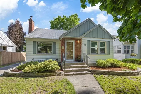 820 E 40th Ave, Spokane, WA 99203