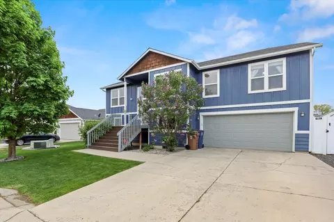 8107 N Ash Ln, Spokane, WA 99208