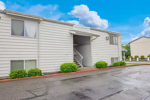 310 N Raymond Rd #D-2, Spokane Valley, WA 99206