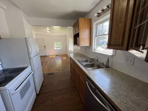 Kitchen - 1003 Everett Ave, Spokane, WA 99207 photo 1 of 2