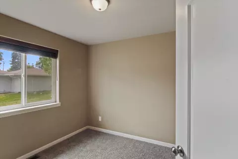 3816 E 23rd Ave, Spokane, WA 99223 photo 13