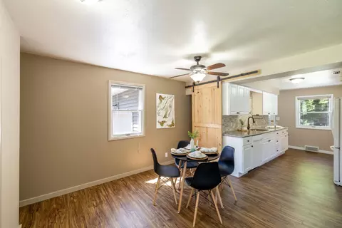 2127 E 10th Ave, Spokane, WA 99202 photo 7