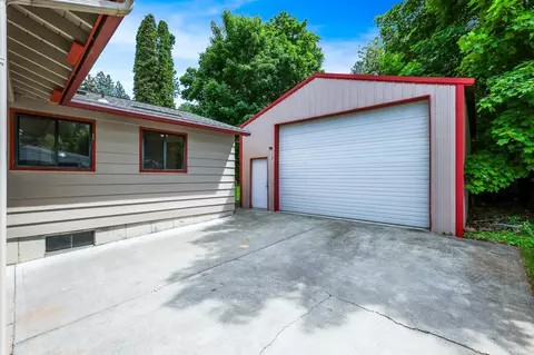 3634 E 11th Ave, Spokane, WA 99202 photo 18