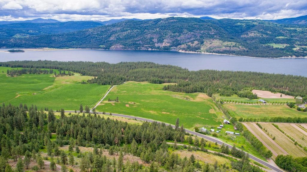 2242 S Hwy 25 Hwy  