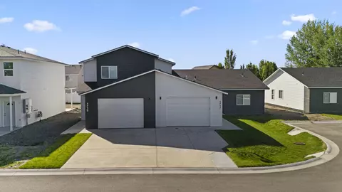 1719 N Manifold Ln, Spokane Valley, WA 99016