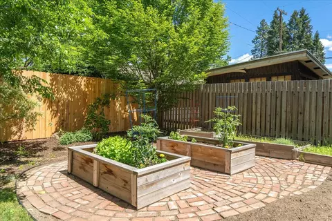 2815 E 19th Ave, Spokane, WA 99223 photo 42