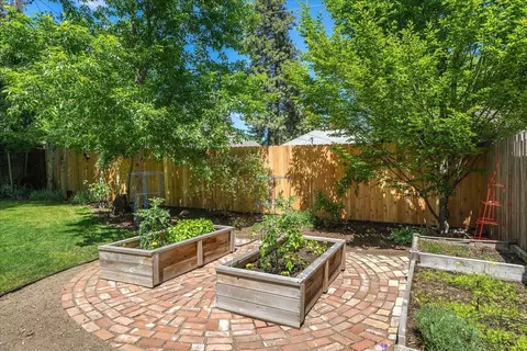 2815 E 19th Ave, Spokane, WA 99223 photo 41