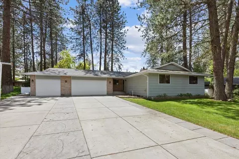 8607 N Sally Ct, Spokane, WA 99208